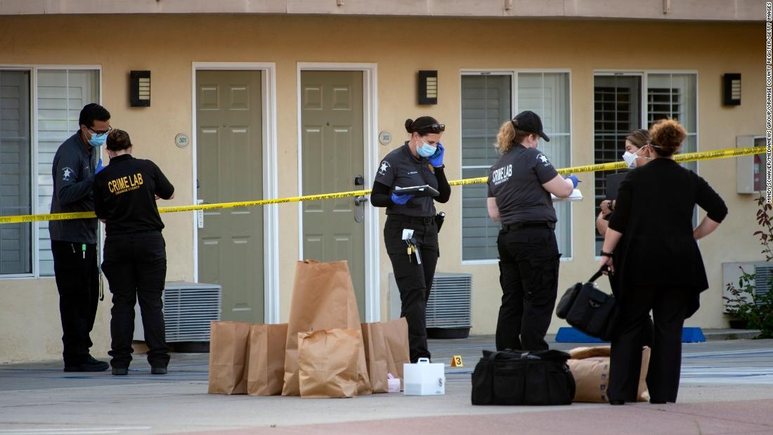 Một người vô gia cư gốc Phi ở Mỹ bị cảnh sát bắn chết